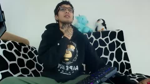 Snapshot of toji_zenin_ chatting on 11, 7, 2026 toji_zenin_ online show from 11, 7, 2026