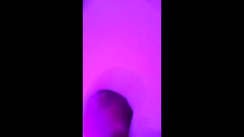 Snapshot of tokiio_petit chatting on 28, 11, 2025 Tokio petit online show from 28, 11, 2025