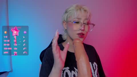  Halsey  Sofii  online show from 4, 12, 2024
