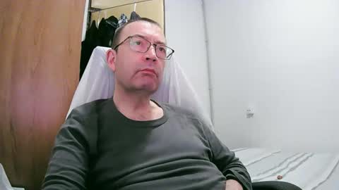 tolon408472 online show from 1, 2, 2025