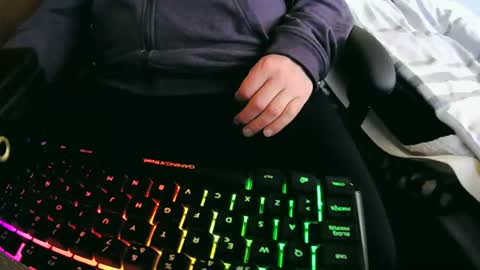 tolon408472 online show from 5, 3, 2025