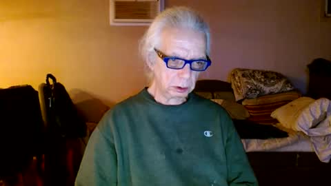 Snapshot of tom112292014 chatting on 11, 1, 2025 tom112292014 online show from 11, 1, 2025