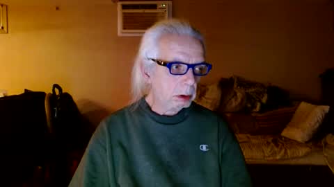 Snapshot of tom112292014 chatting on 16, 1, 2025 tom112292014 online show from 16, 1, 2025