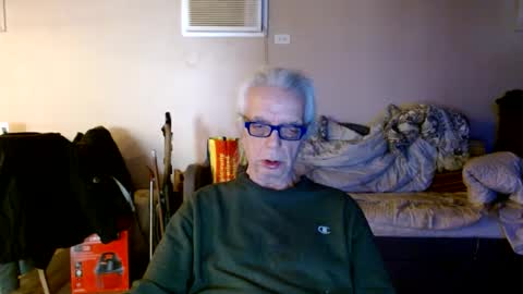 Snapshot of tom112292014 chatting on 24, 1, 2025 tom112292014 online show from 24, 1, 2025