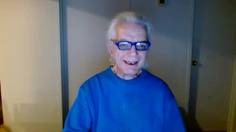 Snapshot of tom112292014 chatting on 8, 2, 2025 tom112292014 online show from 8, 2, 2025