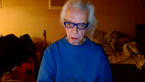 Snapshot of tom112292014 chatting on 9, 2, 2025 tom112292014 online show from 9, 2, 2025