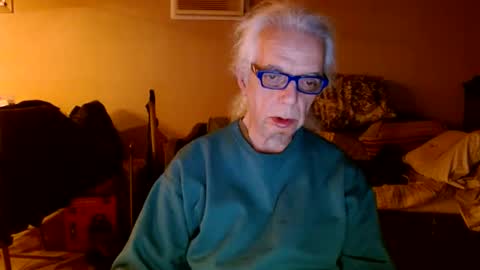 Snapshot of tom112292014 chatting on 4, 3, 2025 tom112292014 online show from 4, 3, 2025
