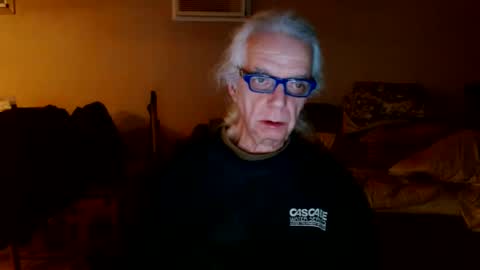 Snapshot of tom112292014 chatting on 9, 3, 2025 tom112292014 online show from 9, 3, 2025