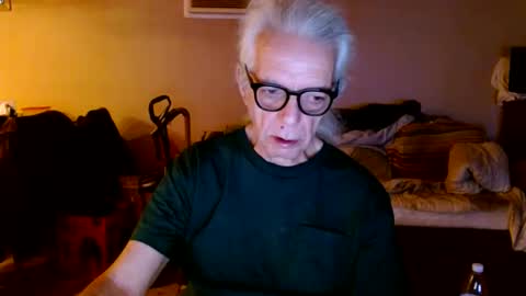 Snapshot of tom112292014 chatting on 2, 10, 2025 tom112292014 online show from 2, 10, 2025