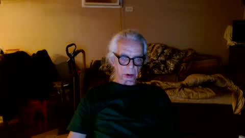 Snapshot of tom112292014 chatting on 6, 10, 2025 tom112292014 online show from 6, 10, 2025