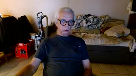 Snapshot of tom112292014 chatting on 6, 10, 2025 tom112292014 online show from 6, 10, 2025