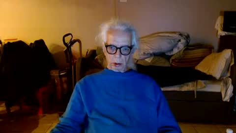 Snapshot of tom112292014 chatting on 16, 10, 2025 tom112292014 online show from 16, 10, 2025