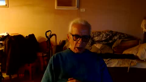 Snapshot of tom112292014 chatting on 19, 10, 2025 tom112292014 online show from 19, 10, 2025