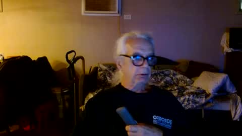 Snapshot of tom112292014 chatting on 30, 10, 2025 tom112292014 online show from 30, 10, 2025