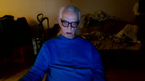 Snapshot of tom112292014 chatting on 20, 11, 2025 tom112292014 online show from 20, 11, 2025