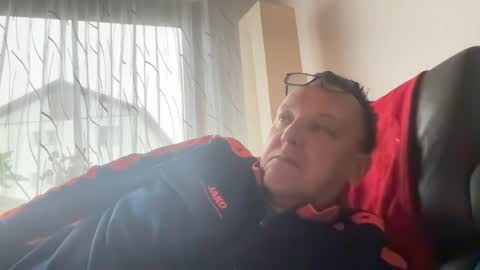 Snapshot of tom6644 chatting on 22, 12, 2024 Tom online show from 22, 12, 2024