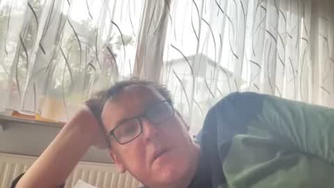 Tom online show from 21, 3, 2026