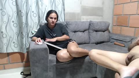 Snapshot of tom_and_lazzie chatting on 15, 1, 2025 tom and lazzie online show from 15, 1, 2025