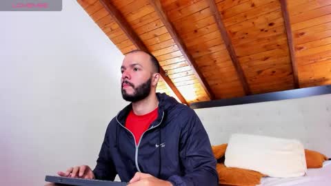   online show from 14, 10, 2025