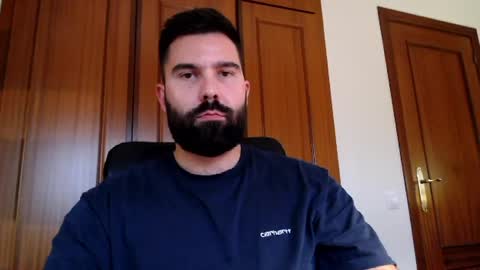 Snapshot of tom_bearded chatting on 7, 5, 2026 Tom online show from 7, 5, 2026