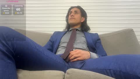 Snapshot of tom_blunt96 chatting on 1, 2, 2025 TOM online show from 1, 2, 2025