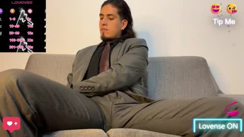 Snapshot of tom_blunt96 chatting on 11, 9, 2025 TOM online show from 11, 9, 2025