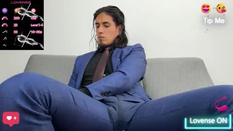 Snapshot of tom_blunt96 chatting on 24, 9, 2025 TOM online show from 24, 9, 2025