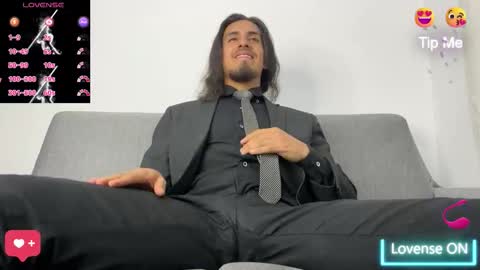 Snapshot of tom_blunt96 chatting on 23, 10, 2025 TOM online show from 23, 10, 2025