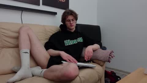 tom online show from 18, 12, 2024