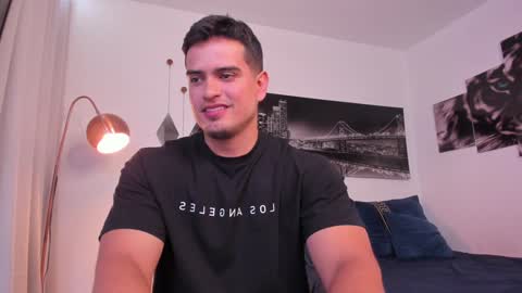 TOM MCKLEEIN  instagram online show from 22, 12, 2024