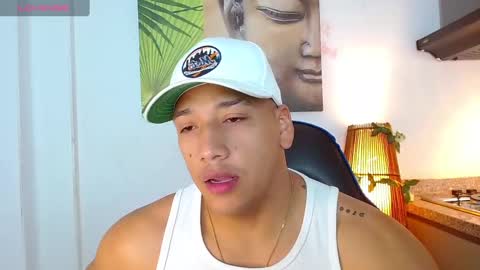 Snapshot of tom_muscle1 chatting on 21, 1, 2025 Tom muscle1 online show from 21, 1, 2025