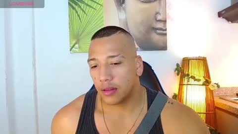 Snapshot of tom_muscle1 chatting on 22, 1, 2025 Tom muscle1 online show from 22, 1, 2025