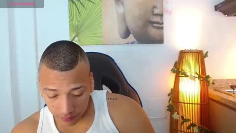 Snapshot of tom_muscle1 chatting on 26, 1, 2025 Tom muscle1 online show from 26, 1, 2025