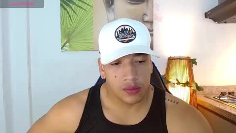 Snapshot of tom_muscle1 chatting on 31, 1, 2025 Tom muscle1 online show from 31, 1, 2025