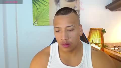 Snapshot of tom_muscle1 chatting on 2, 2, 2025 Tom muscle1 online show from 2, 2, 2025