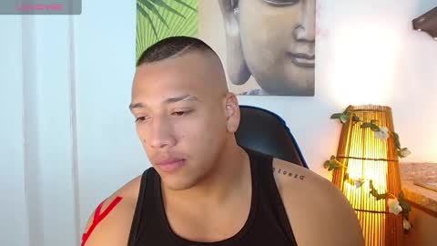 Snapshot of tom_muscle1 chatting on 15, 2, 2025 Tom muscle1 online show from 15, 2, 2025