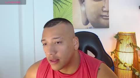 Snapshot of tom_muscle1 chatting on 8, 3, 2025 Tom muscle1 online show from 8, 3, 2025