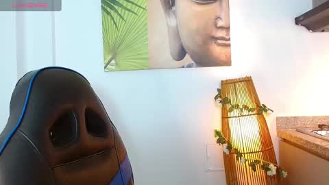 Snapshot of tom_muscle1 chatting on 12, 3, 2025 Tom muscle1 online show from 12, 3, 2025