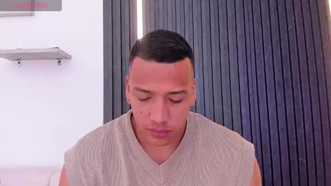 Snapshot of tom_muscle1 chatting on 13, 9, 2025 Tom muscle1 online show from 13, 9, 2025