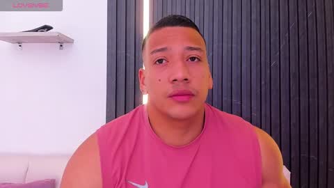 Snapshot of tom_muscle1 chatting on 16, 9, 2025 Tom muscle1 online show from 16, 9, 2025