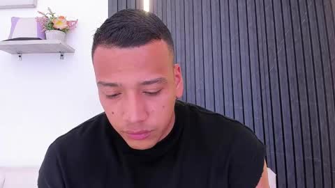 Snapshot of tom_muscle1 chatting on 24, 9, 2025 Tom muscle1 online show from 24, 9, 2025