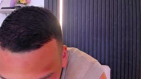 Snapshot of tom_muscle1 chatting on 25, 9, 2025 Tom muscle1 online show from 25, 9, 2025