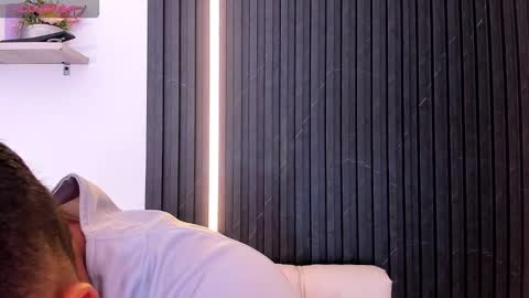 Snapshot of tom_muscle1 chatting on 14, 10, 2025 Tom muscle1 online show from 14, 10, 2025