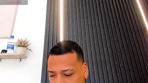 Snapshot of tom_muscle1 chatting on 31, 10, 2025 Tom muscle1 online show from 31, 10, 2025