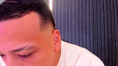 Snapshot of tom_muscle1 chatting on 4, 11, 2025 Tom muscle1 online show from 4, 11, 2025