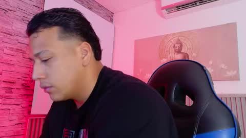 Tom muscle1 online show from 16, 2, 2026