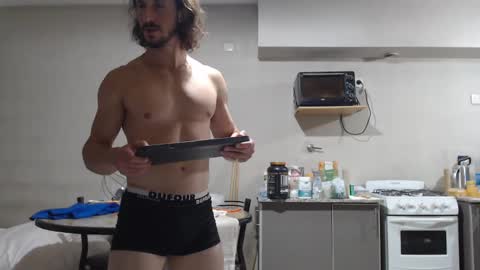 Snapshot of tom_show chatting on 23, 11, 2025 tom_show online show from 23, 11, 2025