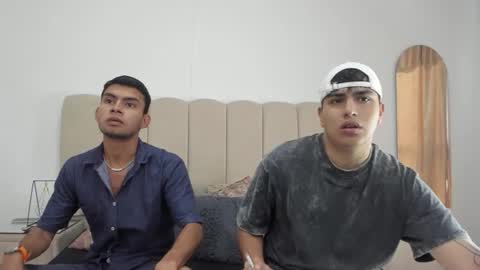 Snapshot of tomasandalejo chatting on 2, 12, 2025 TomasANDalejo online show from 2, 12, 2025