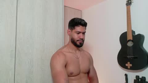 Tomas Ferrer online show from 8, 6, 2026
