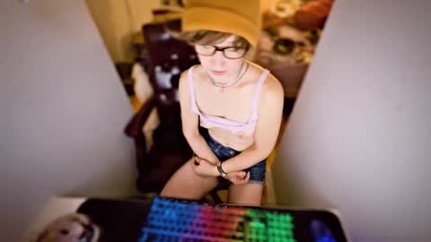 tomboy_titties online show from 9, 9, 2025